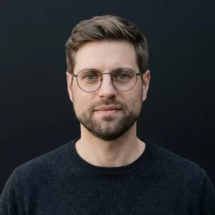 Portrait of Dr. Tobias Große-Puppendahl